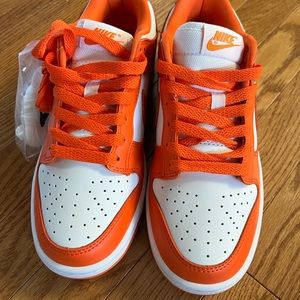 Nike low dunk retro sp ’Syracuse’ size 8.5 woman’s